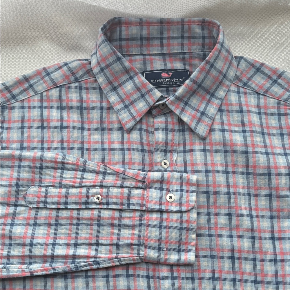 Vineyard Vines Men's Casual Plaid Shirt - Blue and Red - XS